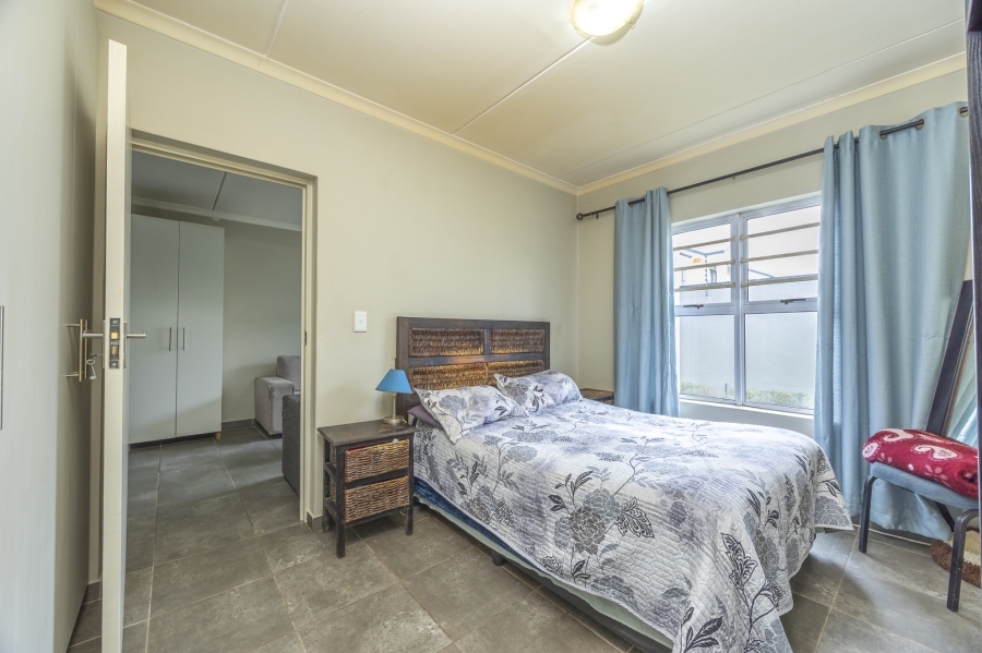 To Let 2 Bedroom Property for Rent in Mooiberge Western Cape